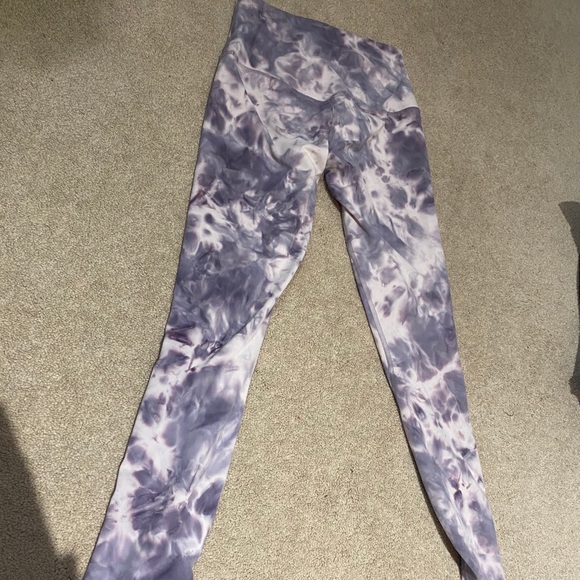 SOLD BNWT Lululemon Diamond Dye Aligns - Picture 6 of 6